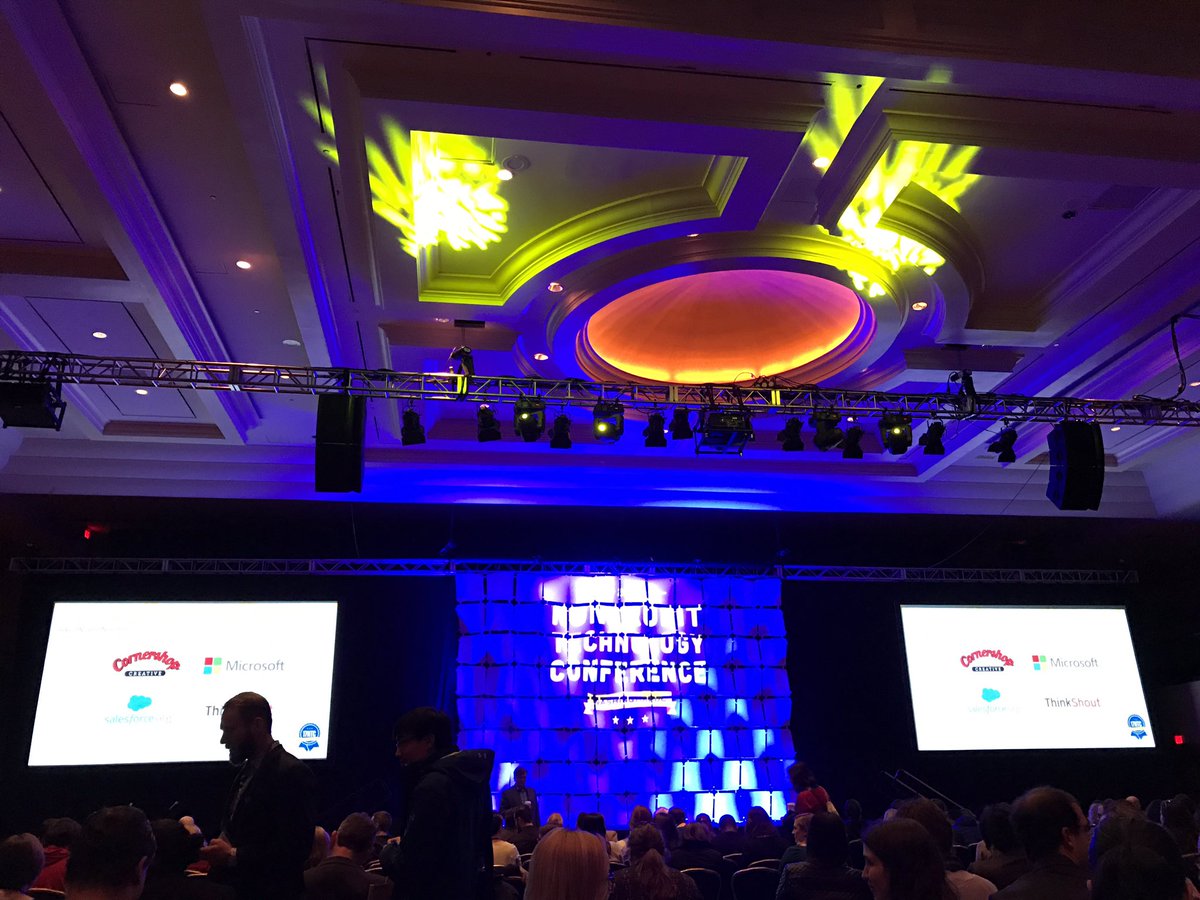 DionaAbe's tweet photo. Rocking out to "Don't stop believing" as @DionaCTO &amp; I wait for #17NTC to get started. #nptech https://t.co/FghDqXvrej