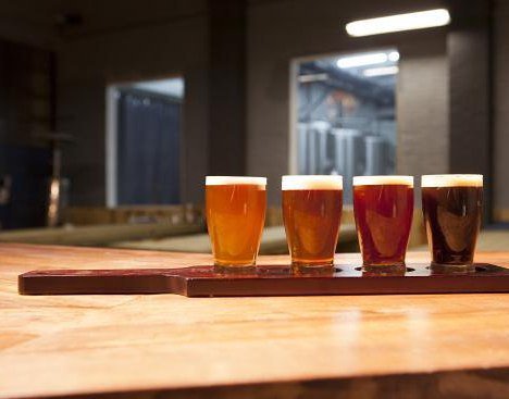 palmabrew's tweet photo. ¡Esta tarde a las 19h, cata de cervezas y postres! La mejor cerveza artesanal de @edgebrew… https://t.co/n2vHDXmZw2 https://t.co/7tK7NWTAbS