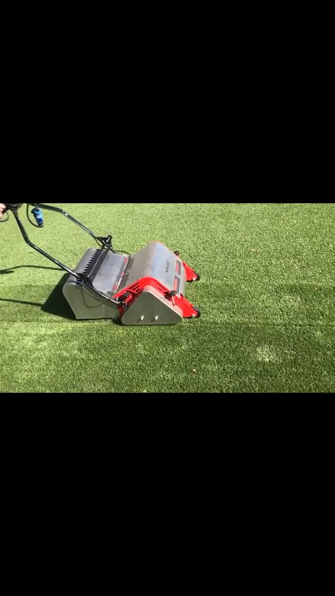 Henko A&amp;T New clean machine for Artificial grass