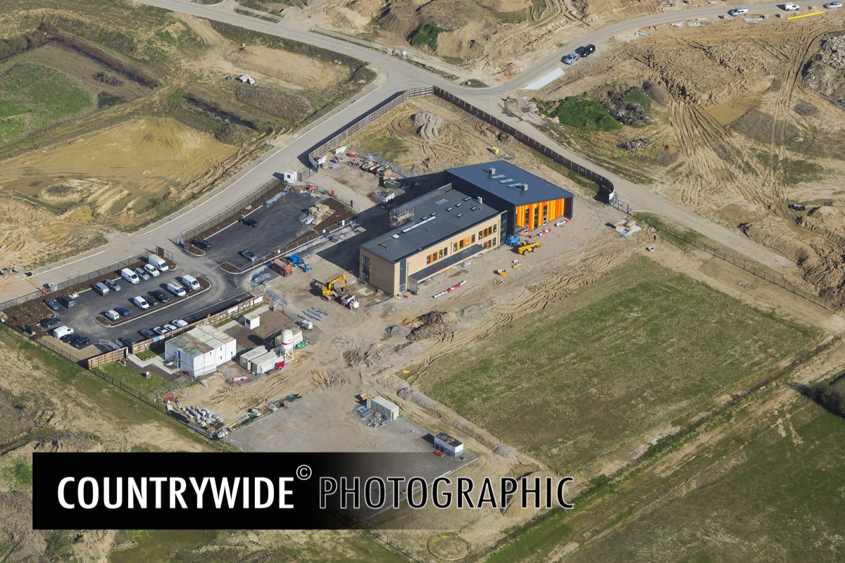Countrywidepics's tweet photo. Ashfords newest primary school #Finberry #development @morgansindallci @morgansindall @CrestNicholson #education #Ashford #Construction https://t.co/wXRZ2ls1j0