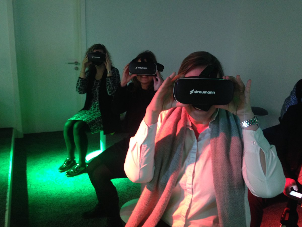 Dani_Diamanti's tweet photo. You are always on my mind #festivalofinnovations #straumann #ids2017 #innovationcube https://t.co/lB09Y2KEsD