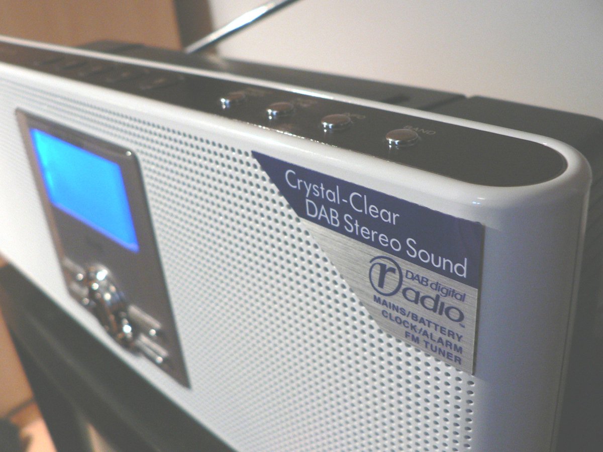 Guru8Tech's tweet photo. #DigitalAudioBroadcasting is coming to Uganda. Are we ready for it though?|https://t.co/yrALjFDSCC https://t.co/RGLLJCrdja
