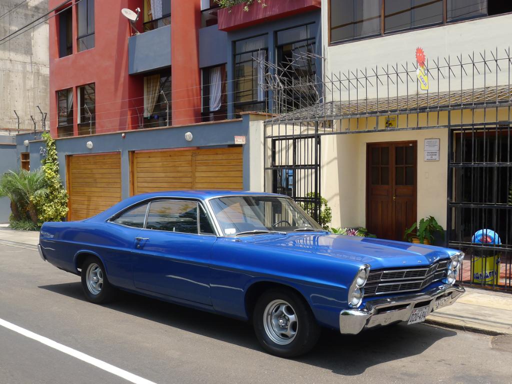 jiffylube's tweet photo. Check out this beaut. What’s the longest you’ve ever owned a vehicle? #tbt https://t.co/h0x6lMlnhl