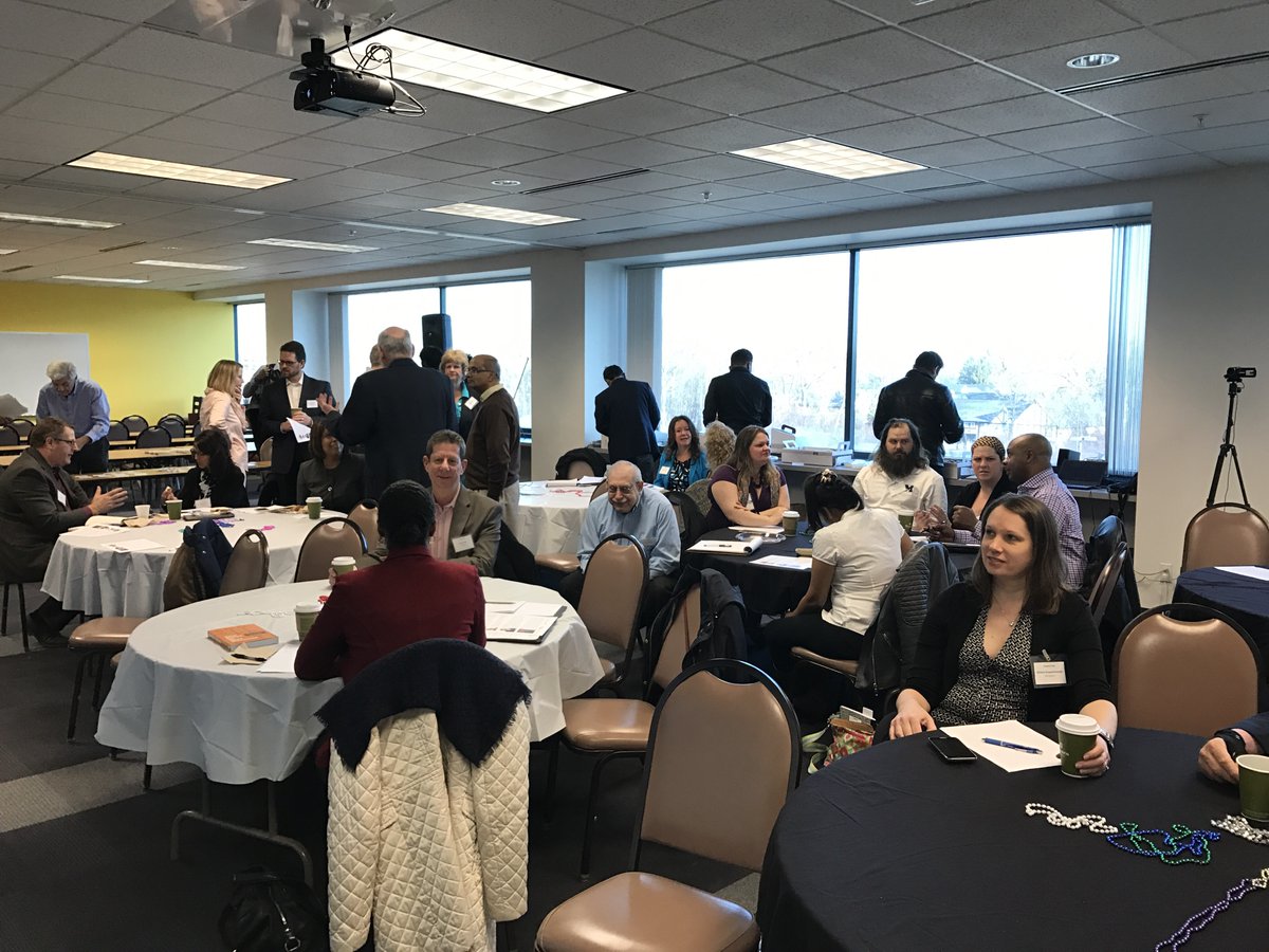dbarrett1's tweet photo. ProjectTalks Detroit in full swing. Great first session by Nicole Pettiway on the PMO. #projecttalks https://t.co/hNTfeOC0W6
