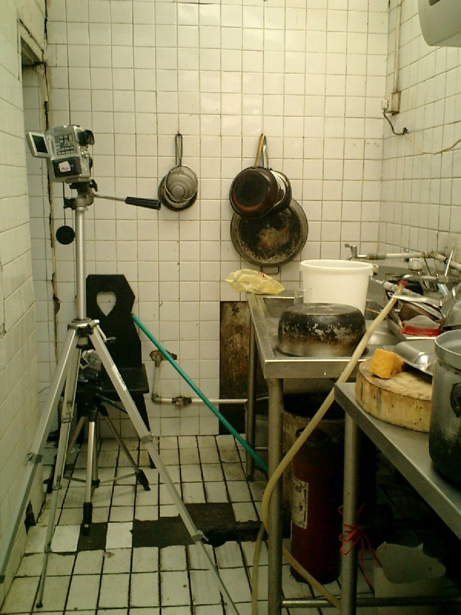 Pada era-nya The Jadugar menjadi salah satu klipmaker yang diandalkan oleh industri musik Indonesia. #BukuTheJadugar goo.gl/b4ztmP