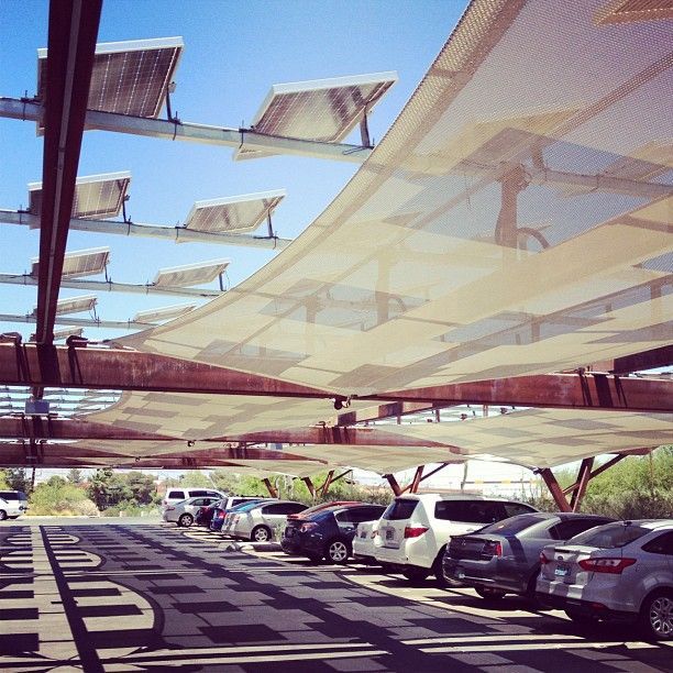 AlbertoWassi's tweet photo. foto del día: estacionamiento solar! https://t.co/Pj8cVfRxwV