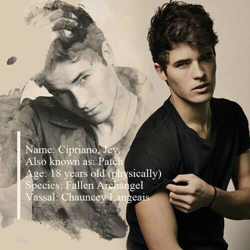 Soy un ángel caído... Mi nombre es Patch
RT para que me conozcan y volver a la actividad.
#FreeRol #FelizJueves