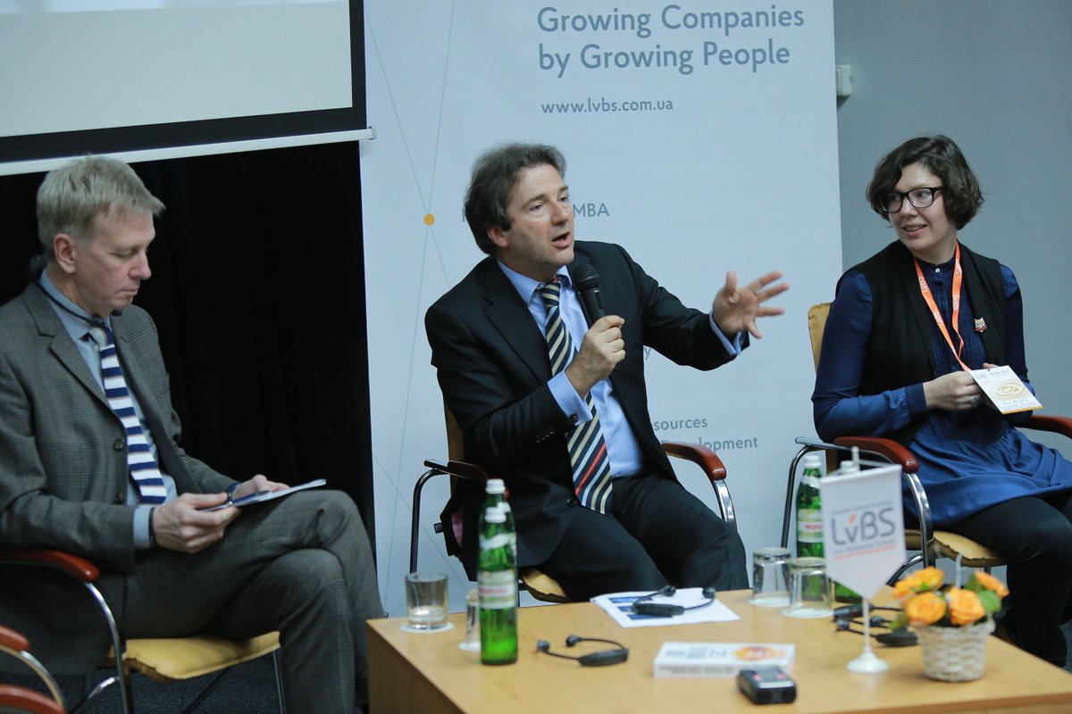 _LvBS_'s tweet image. Ендрю Мейн Вілсон: У будь-якій країні світу 4 із 5 стартапів зазнають невдачу до кінця третього року. #INTRO2017 #LvBS