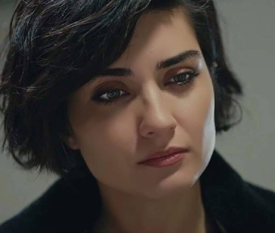 BmwDdn's tweet photo. TUBA  BUYUKUSTUN  @TubaBustun https://t.co/49mKVLcjNK