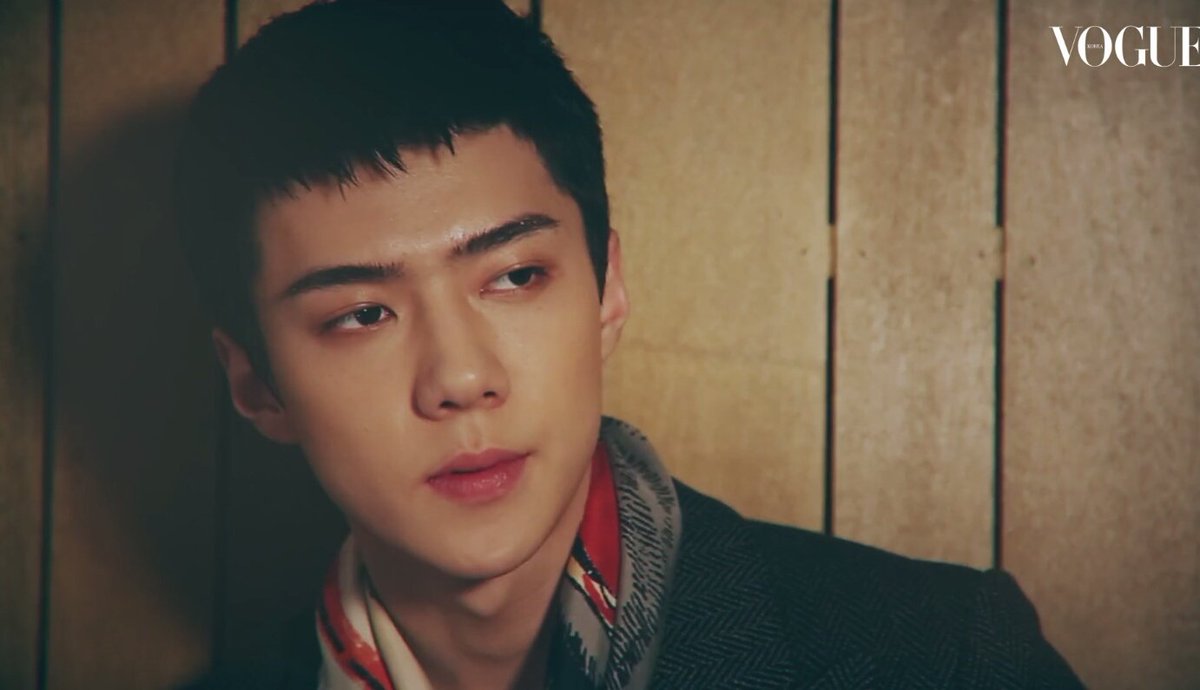 BUBBLETEAHOLIC: [CAP] VOGUE TV XOXO TO EXO #SEHUN 
vogue.co.kr/2017/03/23/vog…