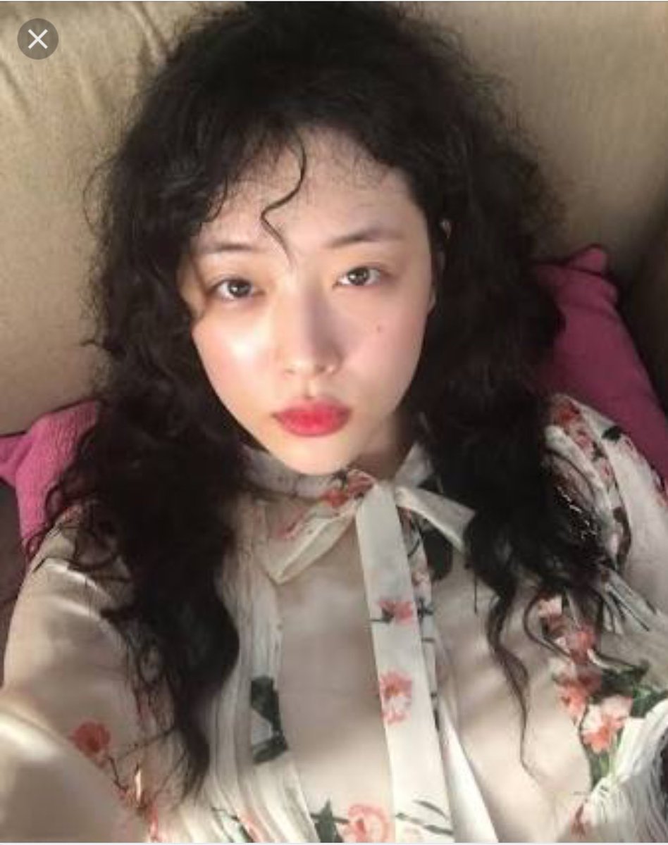 韓国ヘアサロン Auf Twitter 去年は 日本でもムルギョルパーマをよくオーダーを受けましたが 今年は 自然な히피펌 ヒッピーパーマ が流行る予感 ムルギョルパーマをもう少しウェーブを細かくした感じでとても可愛い 韓国ヘアサロン 韓国美容室 ヒッピー