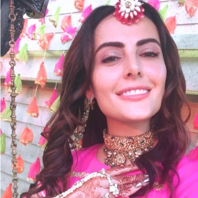 BW_Bombshells's tweet photo. manizhe: Hahaha 🤣🤣 https://t.co/ttrGNlnOs5 https://t.co/mLk4cqwHjc #BollywoodBombshells https://t.co/S4fg77wpLn