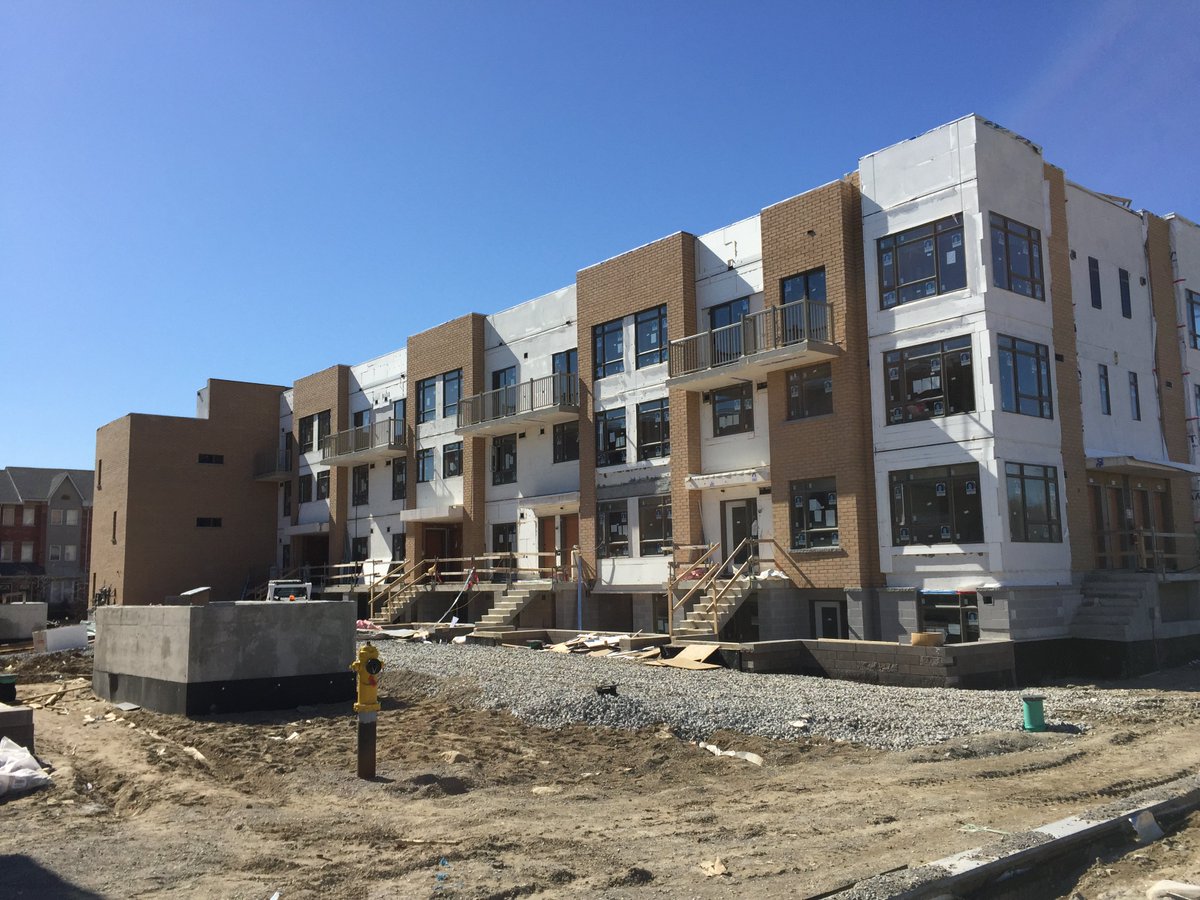 KohnArchitects's tweet photo. TEN88 Progress Stacked Towns are coming along nicely! Masonry work completed in all 3 blocks. @PACEDevelopment @Empire_Living https://t.co/4hjfGlIZXJ