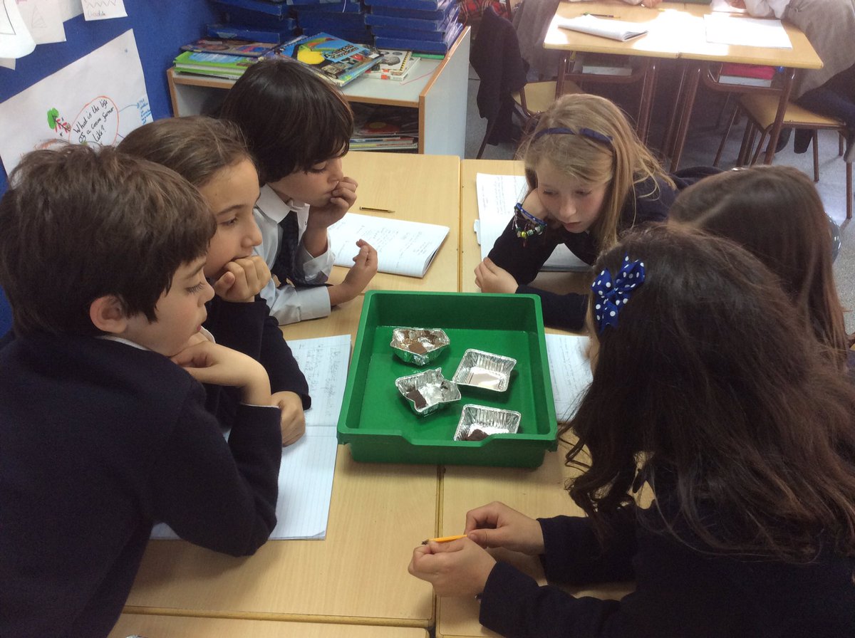 slatham18's tweet photo. #Y4#creativethinking#youngscientists.Why does chocolate melt at different rates?Hypothesize,observe,record,draw conclusions @newton_college https://t.co/CWXYRcAniF