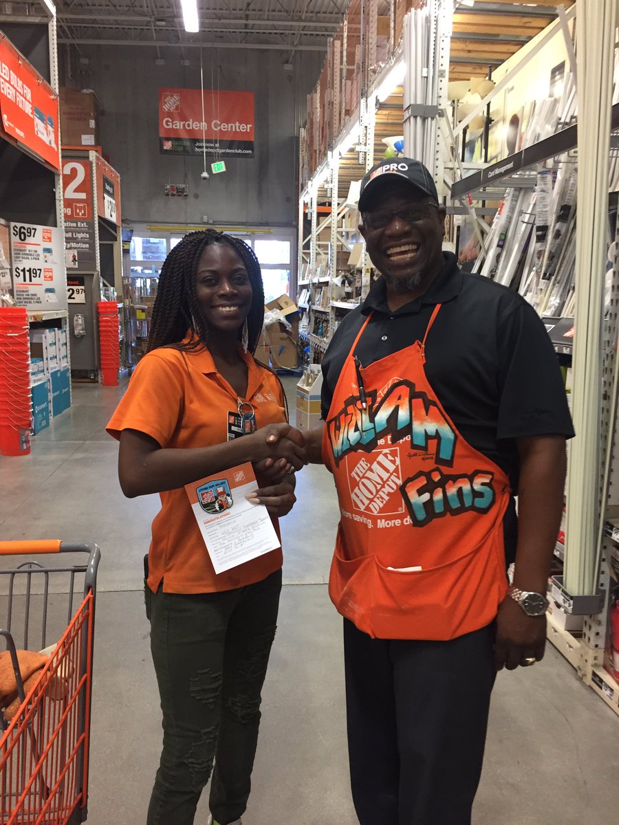flint_x's tweet photo. Thank you Priscilla for driving sales!!! MET ROCKS!!! https://t.co/9y4waJUqeP