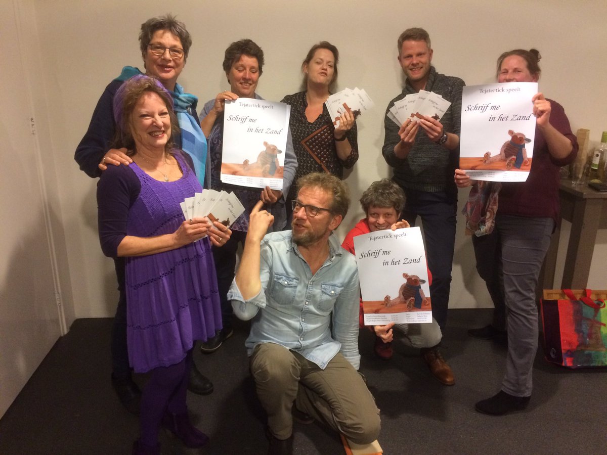 tejatertick's tweet photo. Druk PR-weekje achter de rug! Komen jullie ook naar onze #voorstelling? #toneel https://t.co/A1HmL7RMva