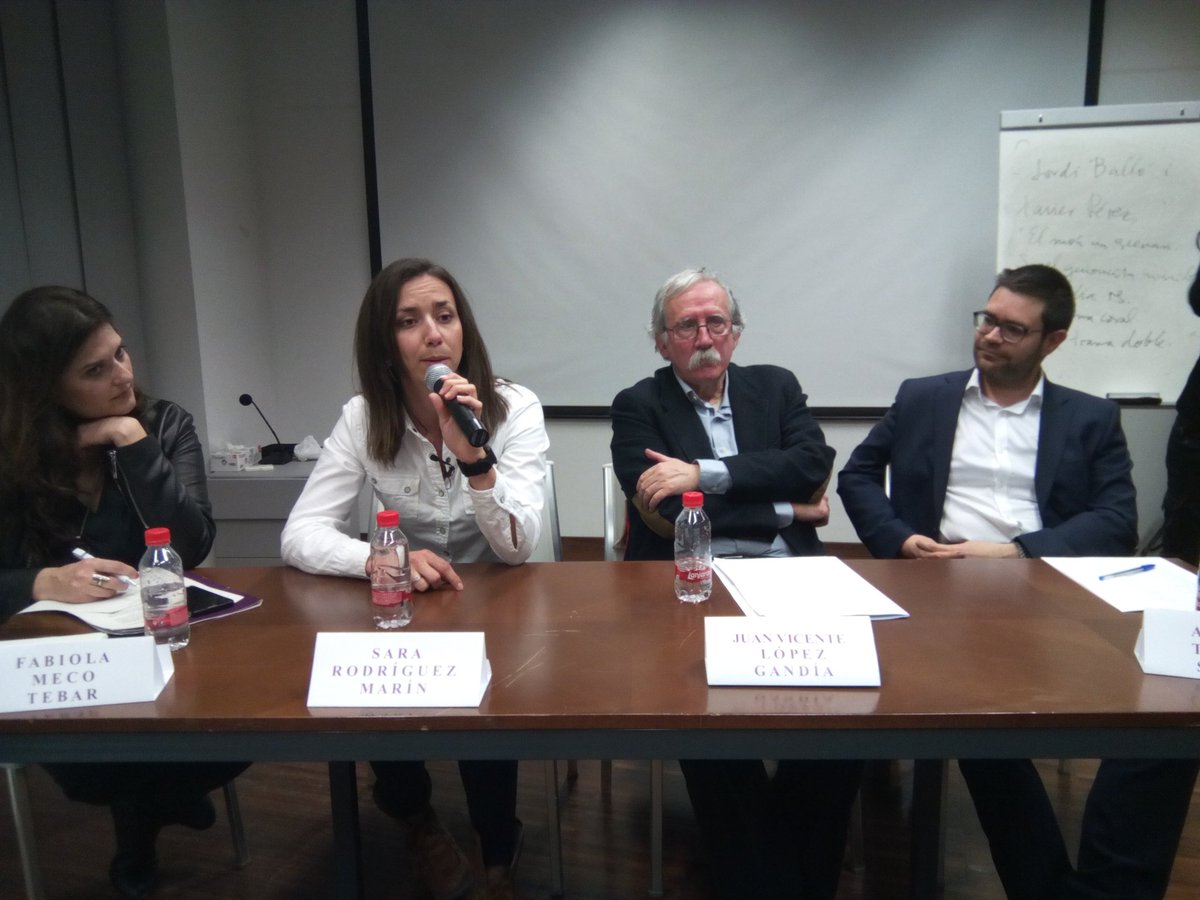 Podem_'s tweet photo. "Hay mucho más detrás de la #EconomíaColaborativa que las grandes empresas que salen en las noticias" @ChuritaSRM #PodemDebats https://t.co/j6CeSCQh4M