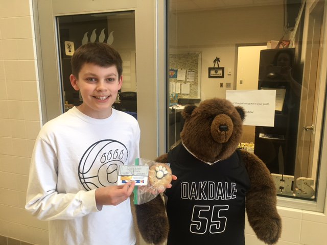 HarveyLewisBear's tweet photo. Addie, Blake and Jon--Bears of the Week stopped by to collect their Bear Paws and coupon package.  Congratulations! @OakdaleStudents https://t.co/1iIvHmVAwf