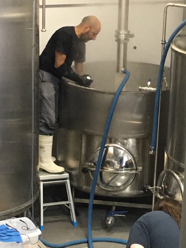 Brewed 2nd mantra <a href="/NirvanaBeerCo/">Nirvana Brewery</a> , 7am early start, finished at, out for some well deserved beers <a href="/TapEast/">TapEast</a> <a href="/Rakebar/">The Rake</a>