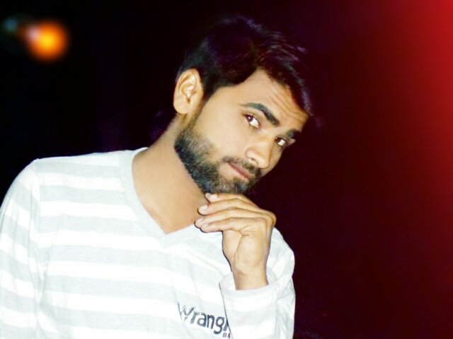 JamShah73371344's tweet photo. How Iam loking ?? https://t.co/bD4fQzmZkB