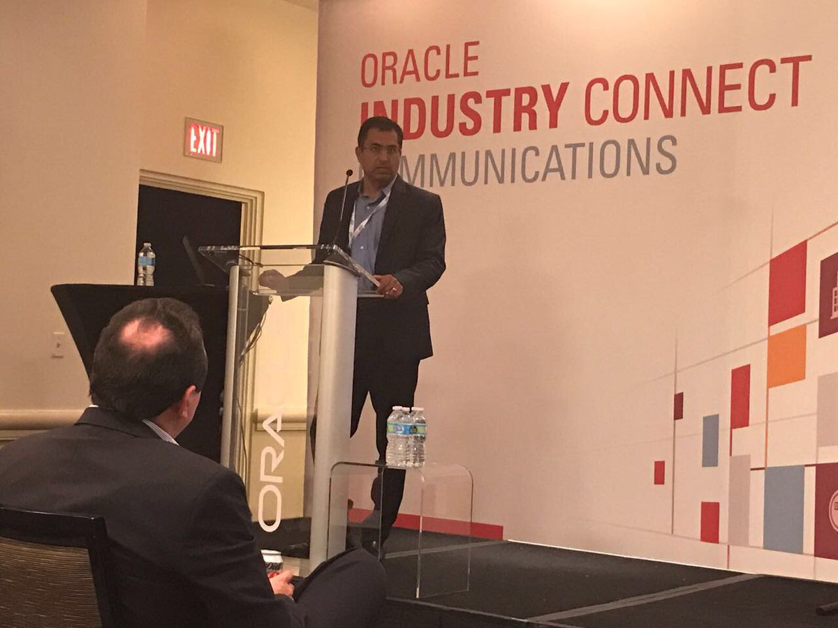 tech_mahindra's tweet image. Cheers to the award winning #TechMNetworks team at #OracleIC17! #unlockexperiences