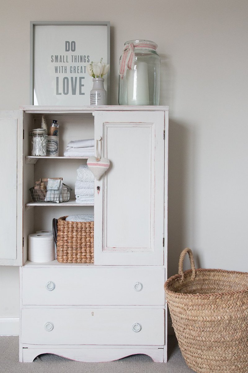 AnnieSloanHome tweet picture