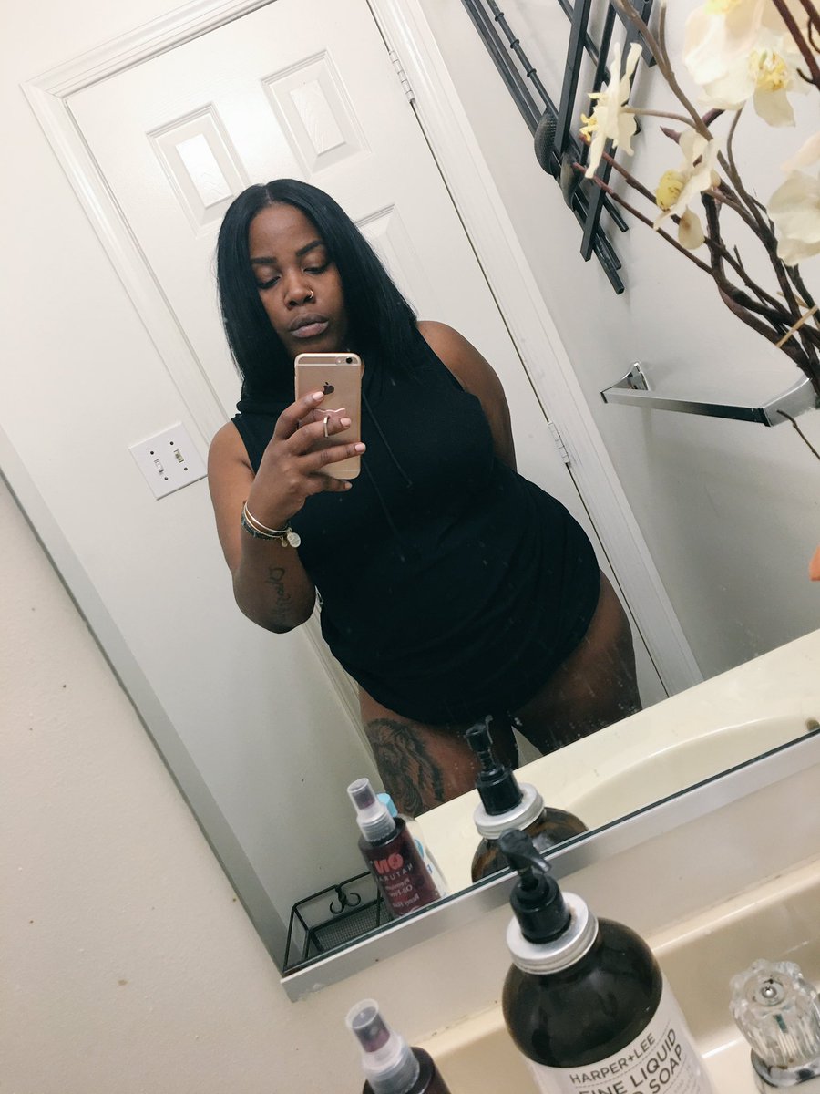 RhayShalom's tweet image. Even when you're not where you want to be, enjoy the space you're in. Mentally, physically, spiritually. #healthjourney #5lbsdown lol