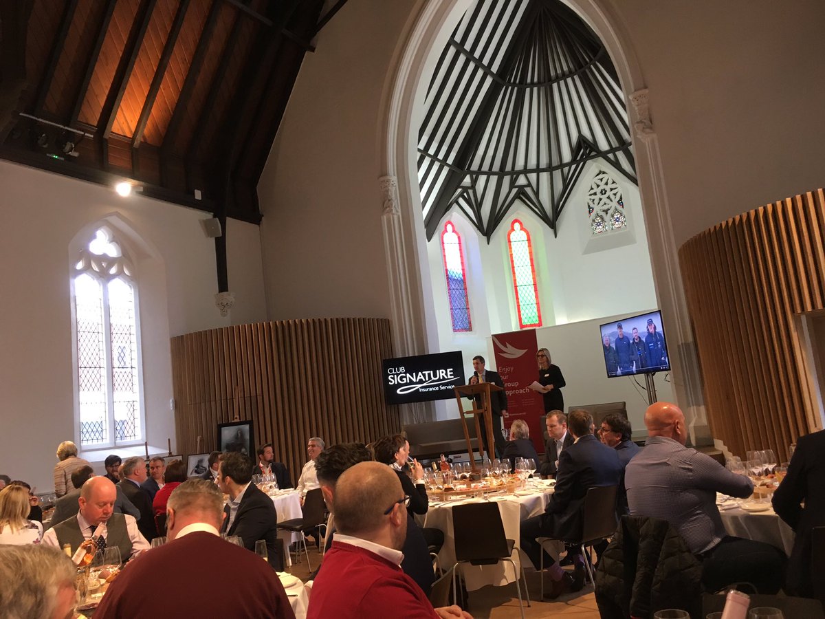 paulamorrisuk's tweet photo. Lovely venue for @thomascarrollgp event- thanks for the invitation! Enjoying the company of @clleyshon &amp; @liamdavidgiles too #goodtable https://t.co/K5jbBT7hiI