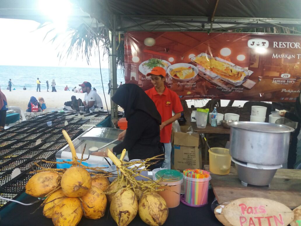 jt_signatures's tweet photo. event di tc. moh la weh jumpa kome di sana yak. 23-26 mac
@blackmerz101 
@TourismPahang 
@KuantanTV 
@KuantanPublic https://t.co/YszT8R4hpI