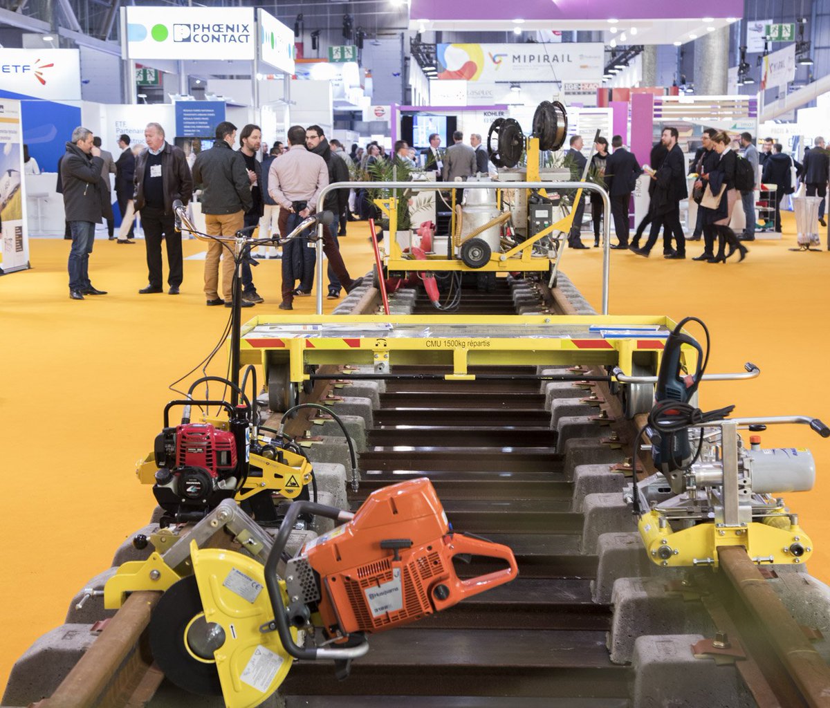 SIFER_EXPO's tweet photo. A quelques minutes de la cloture de l'edition 2017, SIFER2017 remercie vivement l'ensemble des participants! RDV en 2019! https://t.co/200zGYuQQj