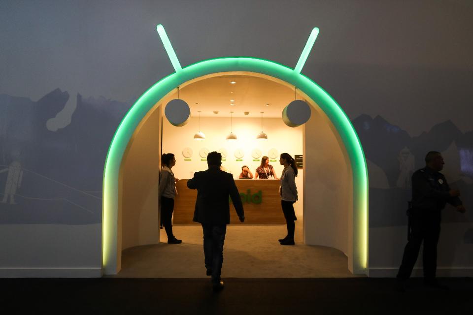 DailyTechToday's tweet image. Google&apos;s Android defenders have a plan to fight government spyware: on.forbes.com/60108ZfAE