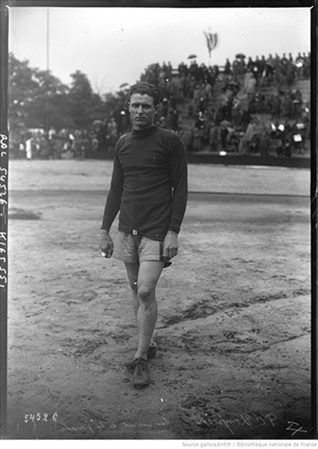 IAGames1919's tweet photo. Learn about Fred Thomson who won the grenade throw with a toss of 245 ft. 11 in. https://t.co/GxuKp4HmEF
#WWI #IAGames https://t.co/IeMTzw70i9