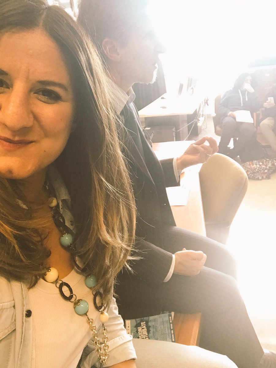 a_mezzogiorno's tweet photo. Ci si diverte molto alla #Schoolfactory @andreinaromano @AvvLorenzo https://t.co/zse6ZFqeU0