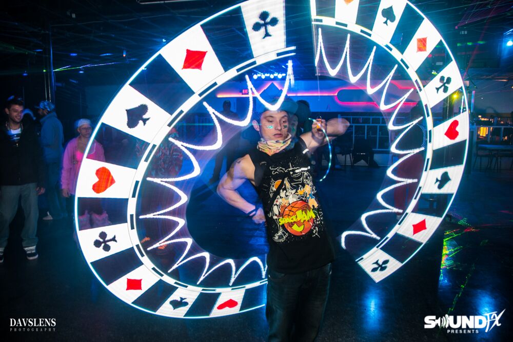 Davslens's tweet photo. Guy spinning lights at Space Jam. 
#SpaceJam #ClubFantasyDetroit #Detroit #Michigan #Nightlife #EDM #Music #spinning #lights #music #events https://t.co/fvkbMS37ok