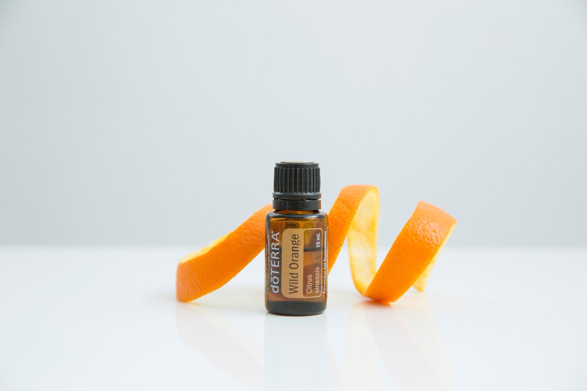 doterra's tweet image. For an invigorating shower, add a few drops of Wild Orange to your body wash. ✨