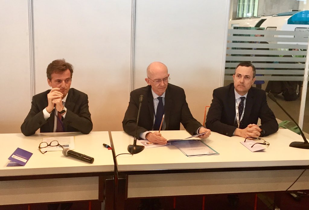 À l'#IoTWorldParis, <a href="/JeanLemaistre/">Jean Lemaistre</a>, Directeur Général Adjoint de #GRDF, annonce la création de la #WizeAlliance avec <a href="/sagemcom/">Sagemcom</a> et @suezFR.