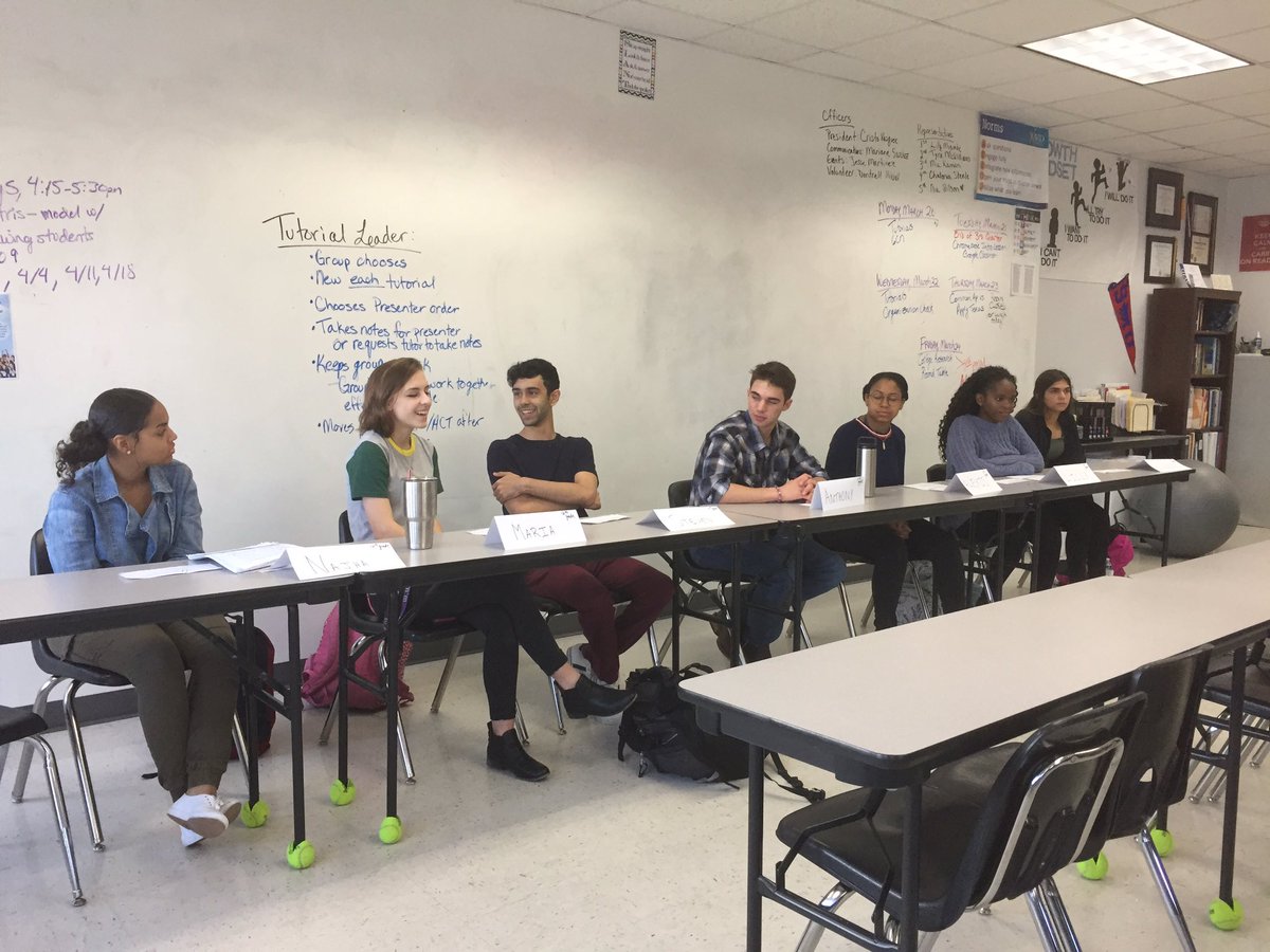 TMcCona's tweet photo. Thank you @pwestavid for hosting a panel for new #AVID teachers. Awesome students!! Really enjoyed it. @PlanoISDAVID #AVID4college https://t.co/52qzffH7VS