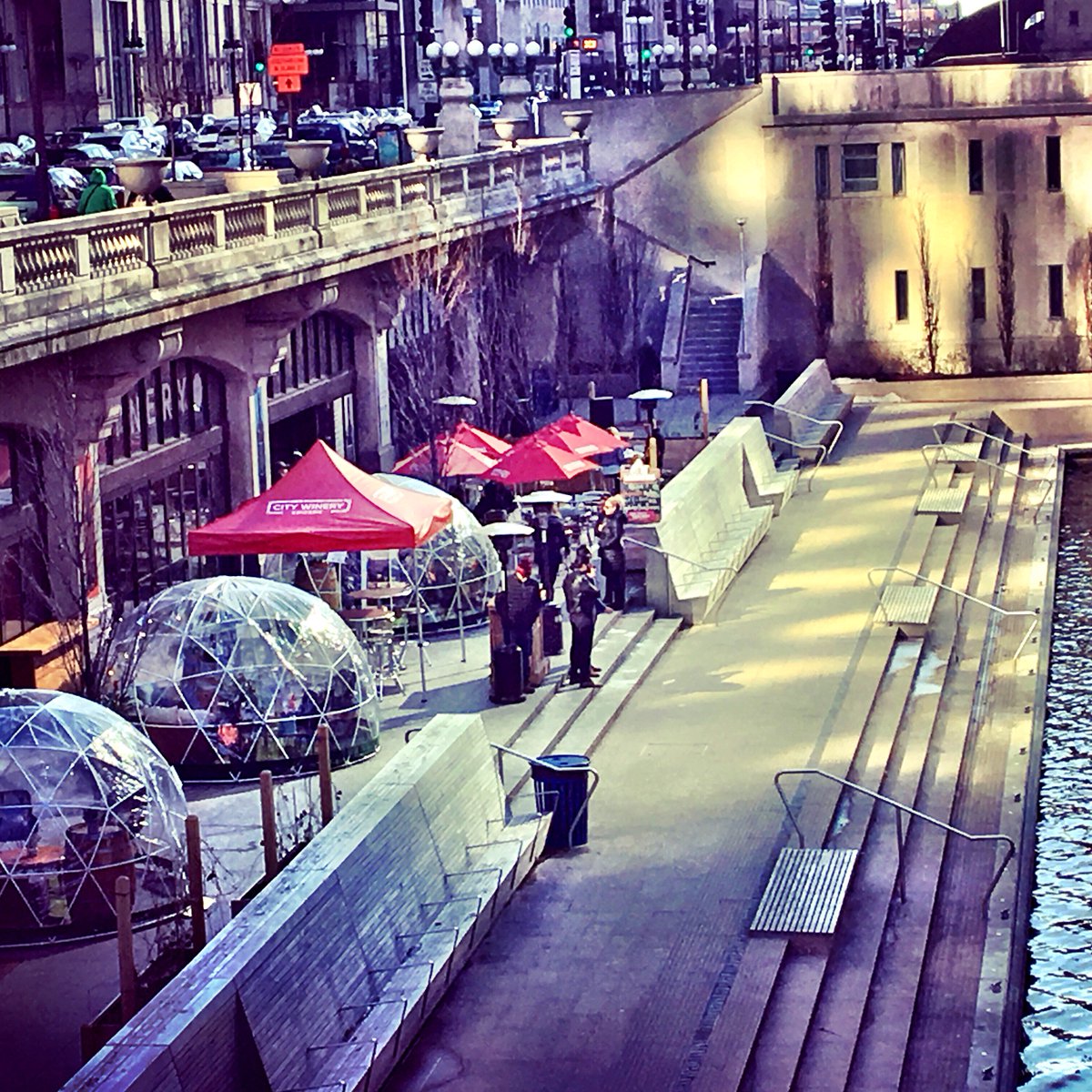 CityWineryCHI's tweet photo. #RiverDomes are available today starting at 3 pm. Book a dome on the #ChiRiverwalk here: https://t.co/tnz97T9eeA https://t.co/zmJe1EWDqe