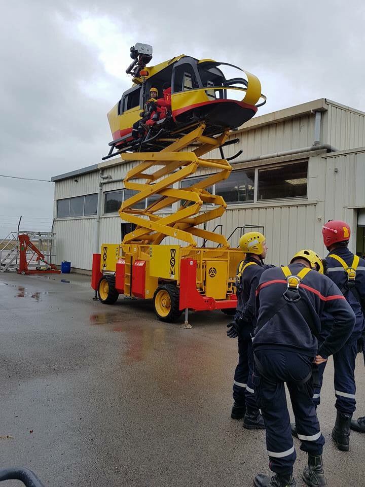 IVSAS_Spain's tweet photo. Nuevas Tendencias en Simulación en los Equipos de Emergencias Franceses 🇫🇷@IVSAS_Spain #IVSAS https://t.co/xxOWGFHddg