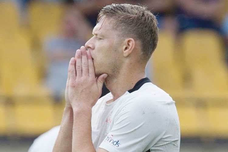 mgfutebol's tweet photo. Marlone não é boa opção. Nunca jogou nada em time grande https://t.co/3hO7TYPDLV https://t.co/0MfspePGeO