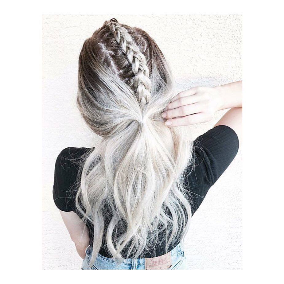 ProHairMag's tweet photo. Icey white vibes from @hairbymadisonamenta ππ» #icequeen #thatbraidthough #hairinspiration β¦ https://t.co/pbzyxjnuPf https://t.co/rG7SsHYsbT