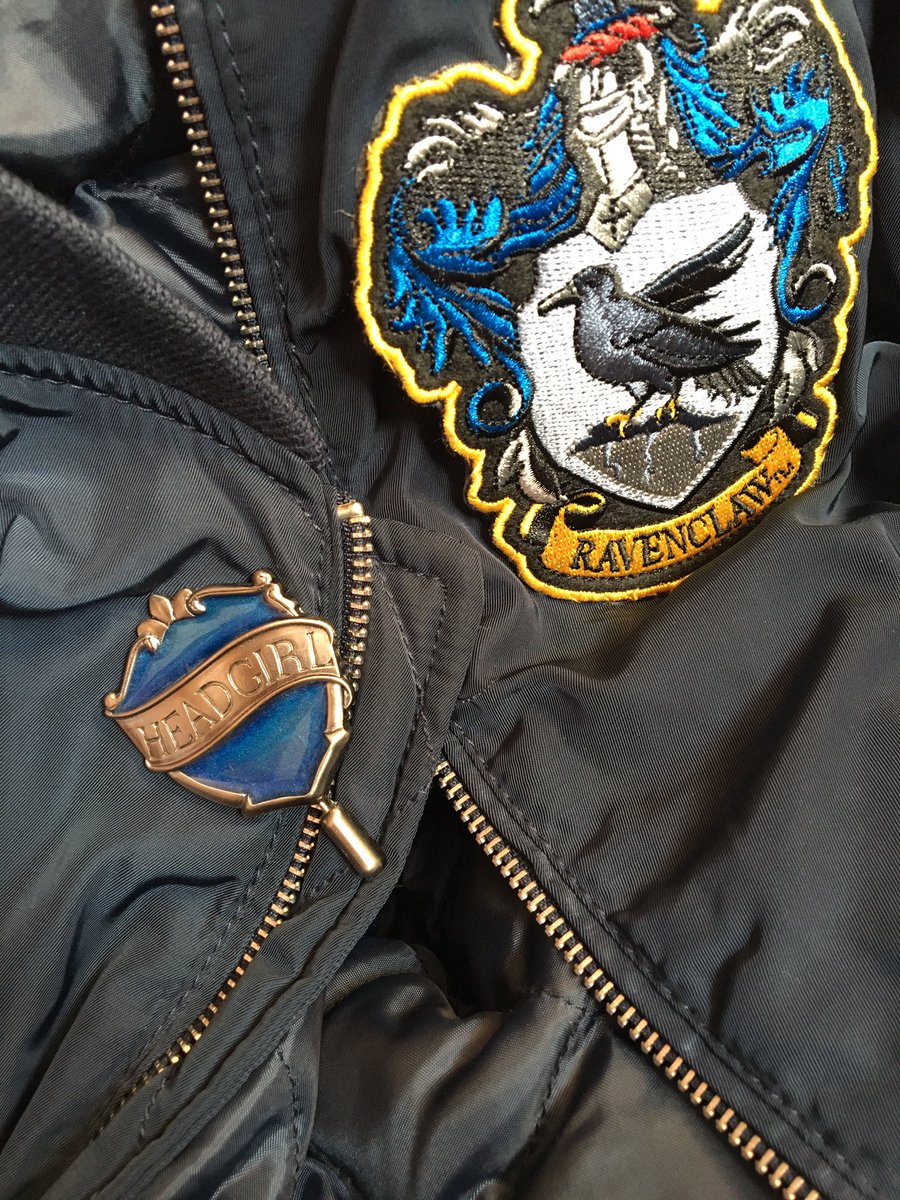 tomfirebomb's tweet photo. Happy #ravenclawprideday #harrypotter #ravenclaw #lunalovegood #hogwarts #wise https://t.co/v4UOsPdkeO