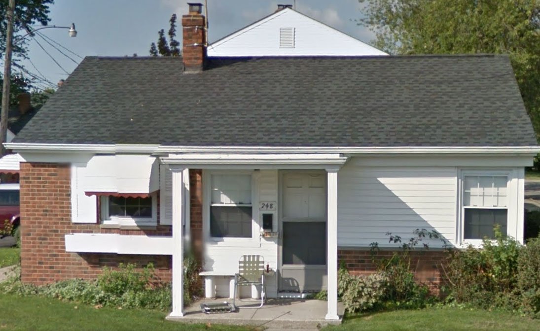 TheseWalls_Talk's tweet photo. #TheseWallsTalk of a 1887 marriage strong after 70 years in this @cityofeuclid home @thiswascle @euclidevolution https://t.co/pj1h1zlvGJ https://t.co/8OWSP3AMGq