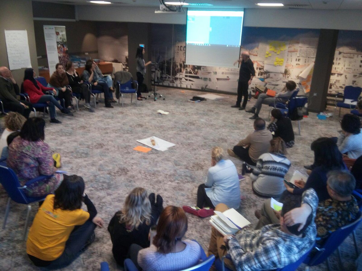 Presenting our digital platform at the <a href="/EUErasmusPlus/">Erasmus+</a> master training. <a href="/FondationOrange/">FondationOrange</a>