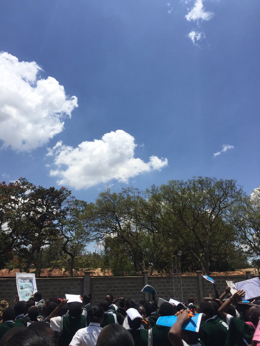 MeteoKenya's tweet photo. Share with us your cloud photos this week #understandingclouds #WorldMetDay #Nairobi https://t.co/Cvbrc7vUh5