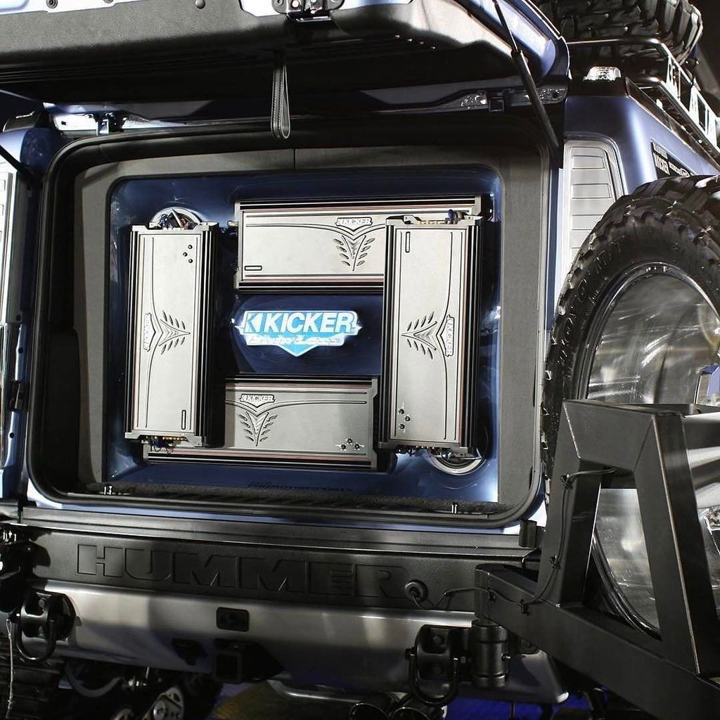 KICKERaudio's tweet photo. #TBT to the Hummer @promotorsports turned into a rolling speaker with help from #KickerAud… https://t.co/PKR6BmXgt4 https://t.co/wM3sq12mKQ