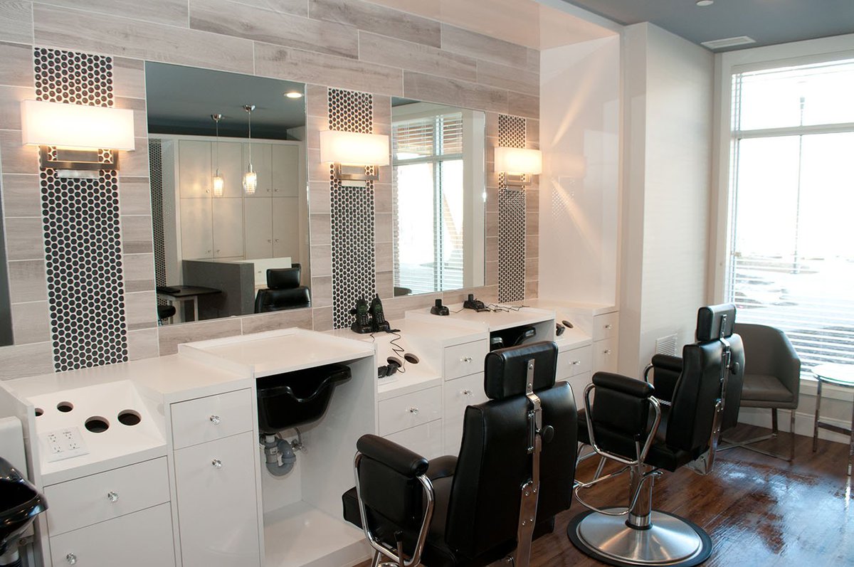 TheResidenceOW's tweet photo. Our beautiful in-house salon! #Kamloops #OrchardsWalk #Okanagan #DownsizeUP #Retirement #FiveStarService #ModernLiving https://t.co/cf8ZMl2UGv