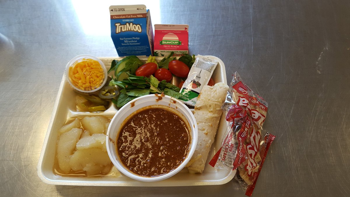 OES_lunch's tweet photo. Choice of corn dog,  chili, or vegetable beef soup at Owens. https://t.co/DyfKqz3C7I