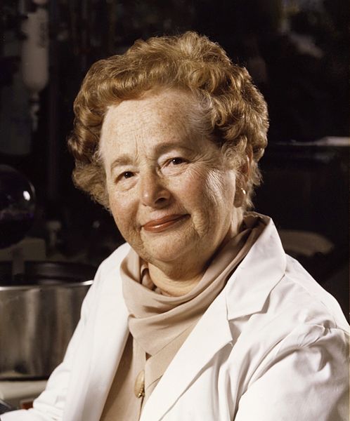 Despite facing intense #GenderBias, biochemist #GertrudeBElion, developed the drug that made organ transplants possible. #WomensHistoryMonth