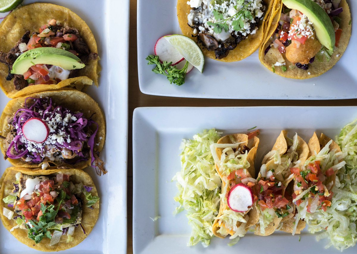 Because we feel like Tuesday just isn't enough time for $3.50 tacos...hence, #TacoThursday all day at #Mexx32 | #tacos #azeats